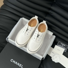 Chanel Low Shoes